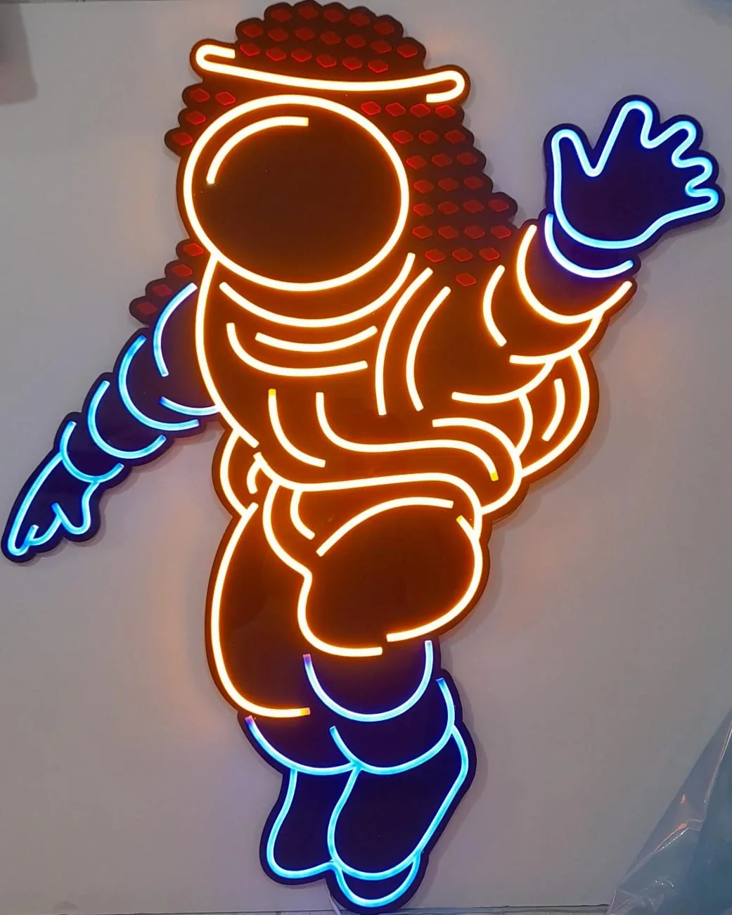 LED neon astronaut feature sign