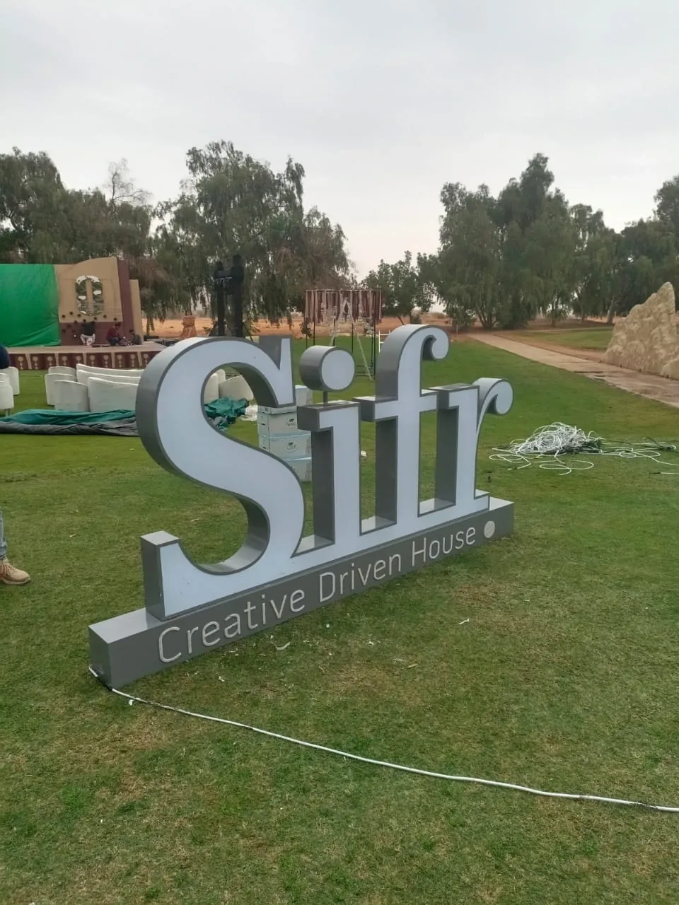 Sifr — 3D fabricated letters